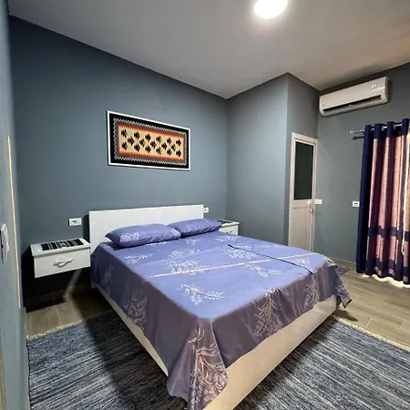 בית הארחה Bujtina E Qilimave