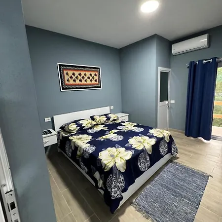 Bujtina E Qilimave Maison d'hôtes Zogaji