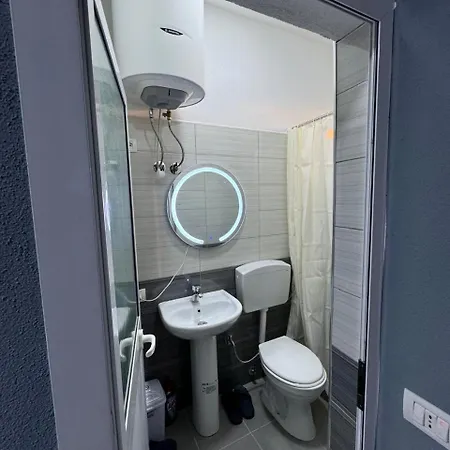 Bujtina E Qilimave Maison d'hôtes