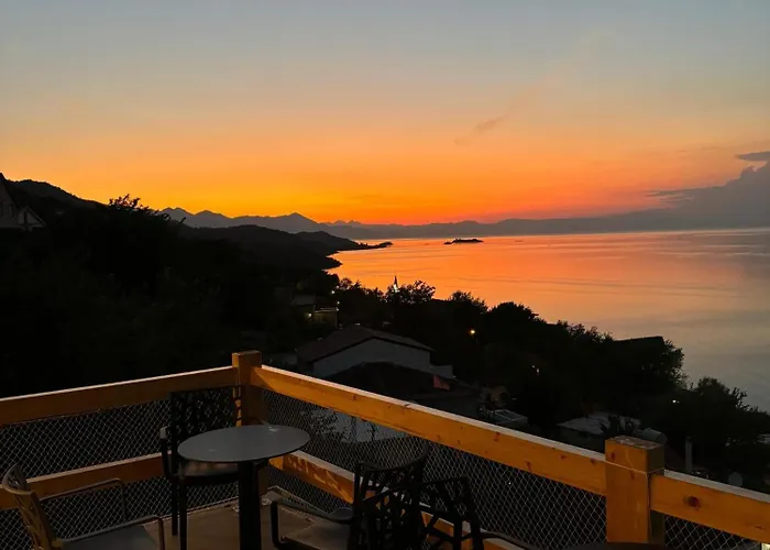 Bujtina E Qilimave 招待所 Zogaji